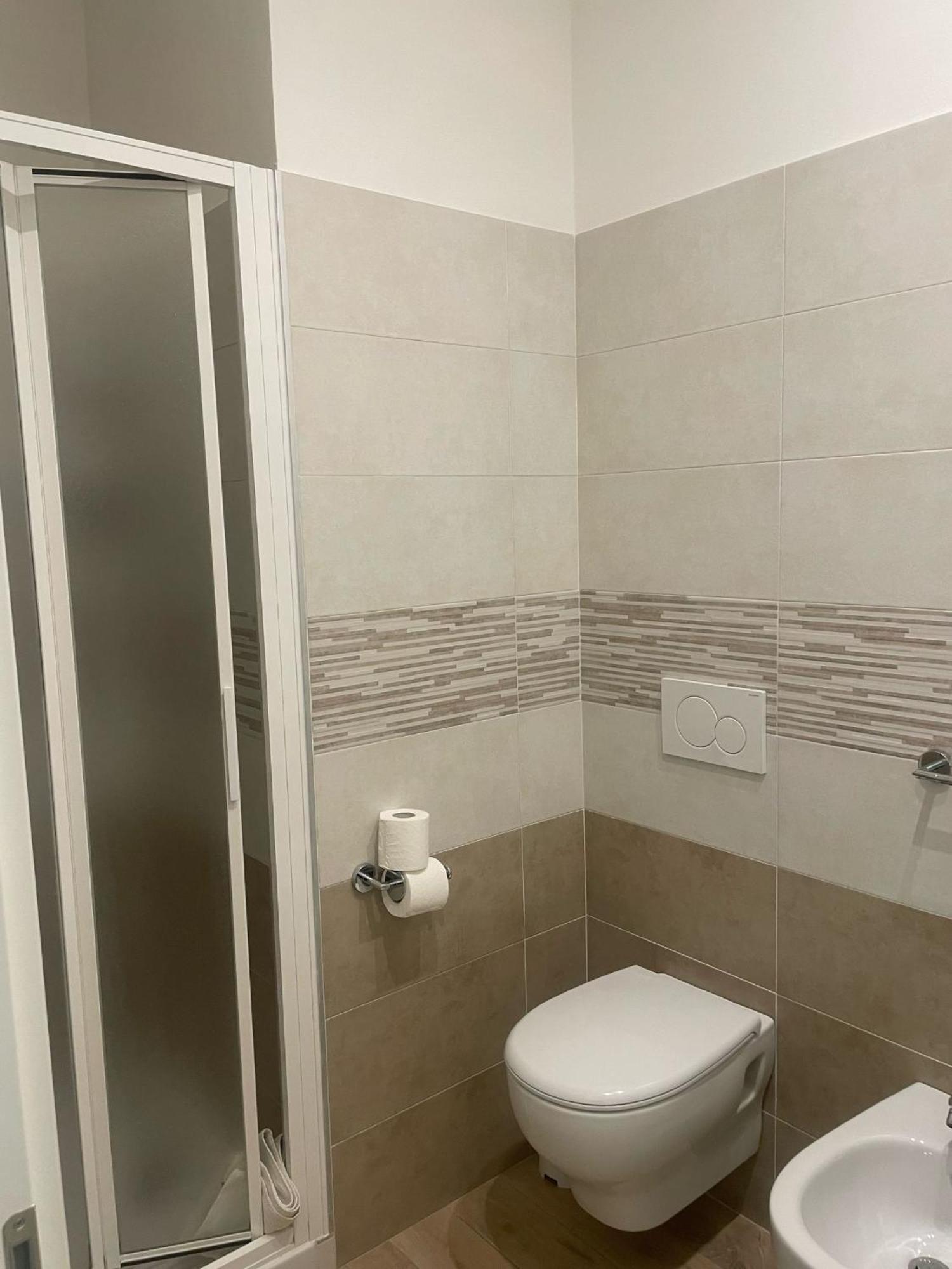 Hotel Zeus ميكيلي المظهر الخارجي الصورة